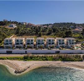 Selection of 5 bedroom seafront villas with pool on Ciovo near Trogir, sleeps 10